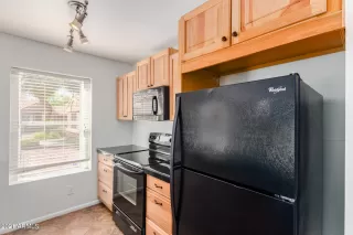 Photo #6: 6202831 Listing