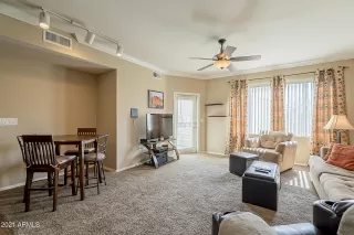 Photo #4: 6203344 Listing