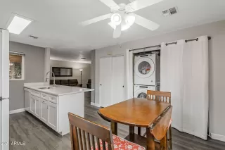 Photo #5: 6203596 Listing