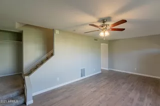 Photo #6: 6203713 Listing