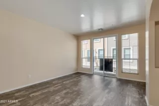 Photo #5: 6203792 Listing