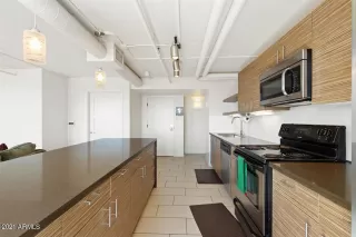 Photo #5: 6204042 Listing 