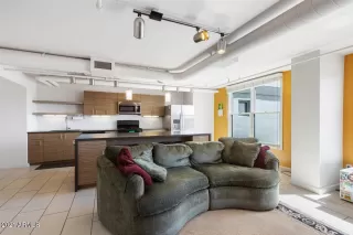 Photo #6: 6204042 Listing 