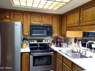 Photo #2: 6204087 Listing