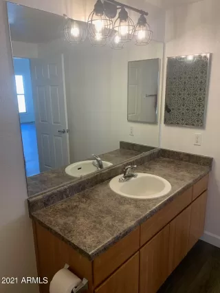 Photo #2: 6204197 Listing