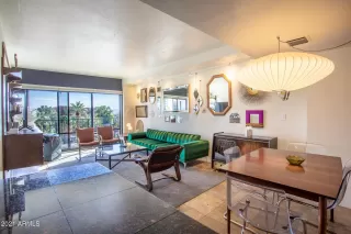 Photo #5: 6204340 Listing