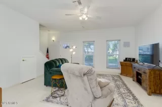 Photo #6: 6204577 Listing