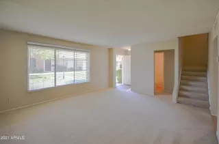 Photo #4: 6204614 Listing