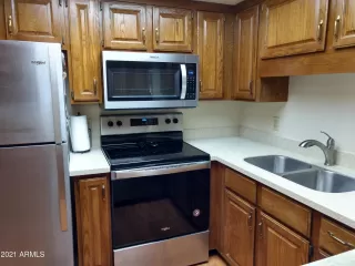 Photo #2: 6204700 Listing