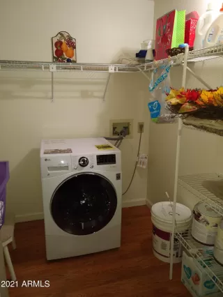 Photo #5: 6204700 Listing