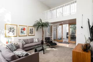 Photo #3: 6204724 Listing