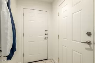 Photo #2: 6204792 Listing