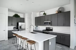 Photo #1: 6204902 Listing