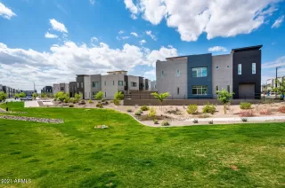 Photo #5: 6204902 Listing