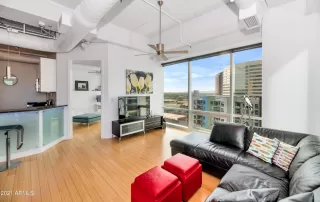 Photo #2: 6204971 Listing 