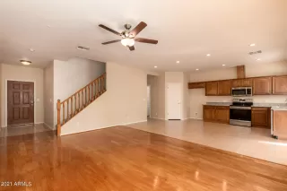 Photo #3: 6205064 Listing