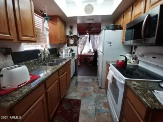 Photo #4: 6205086 Listing