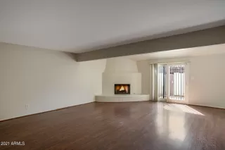 Photo #2: 6205160 Listing 