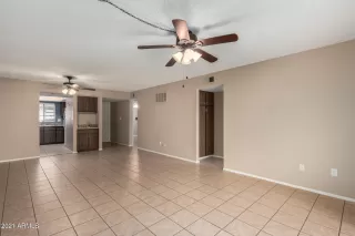 Photo #4: 6205225 Listing