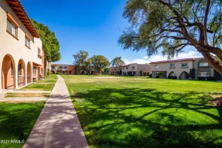 Photo #4: 6205326 Listing