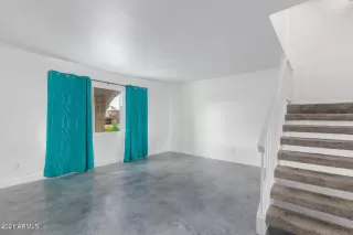 Photo #6: 6205326 Listing