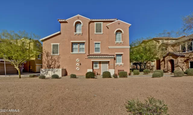 MLS: 6205348 Condo For Sale