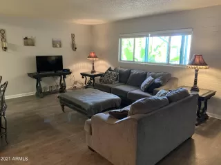 Photo #1: 6205430 Listing