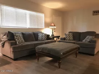 Photo #2: 6205430 Listing