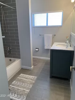 Photo #6: 6205430 Listing