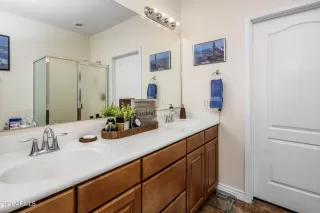 Photo #4: 6205470 Listing