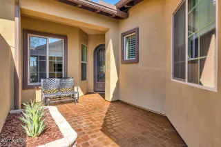 Photo #5: 6205577 Listing