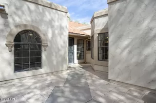 Photo #4: 6205704 Listing