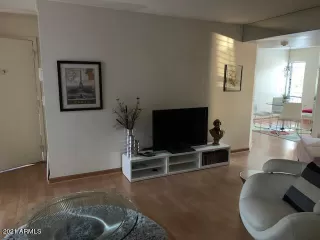 Photo #2: 6206000 Listing