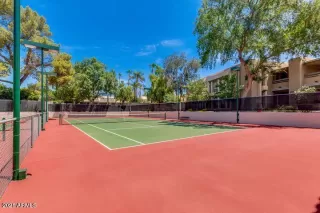 Photo #6: 6206000 Listing