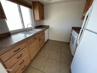 Photo #3: 6206045 Listing