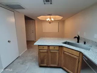 Photo #5: 6206084 Listing