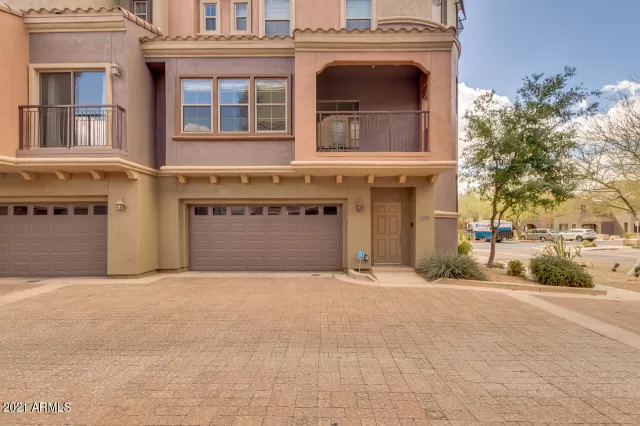 MLS: 6206228 Condo For Sale