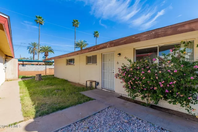 MLS: 6206235 Condo For Sale