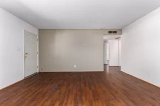 Photo #6: 6206235 Listing 