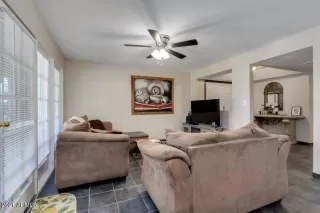 Photo #4: 6206301 Listing