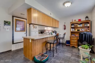 Photo #6: 6206301 Listing