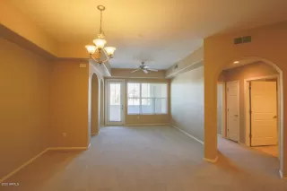 Photo #6: 6206415 Listing