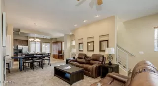 Photo #2: 6206440 Listing