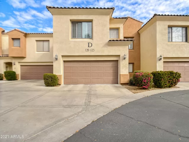 MLS: 6206483 Condo For Sale