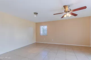 Photo #5: 6206602 Listing