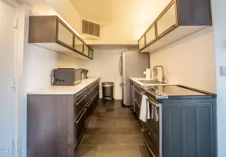 Photo #3: 6206660 Listing