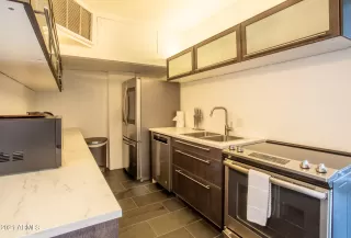 Photo #4: 6206660 Listing