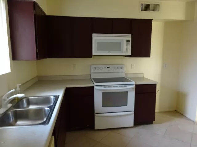 MLS: 6206695 Condo For Sale