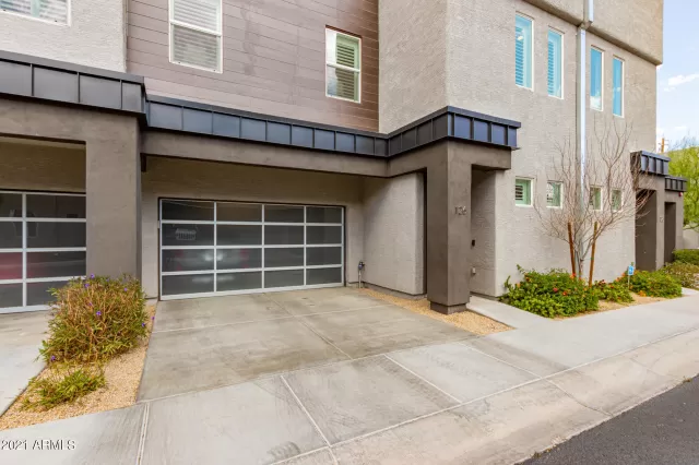 MLS: 6206741 Condo For Sale