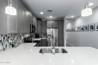 Photo #6: 6206741 Listing